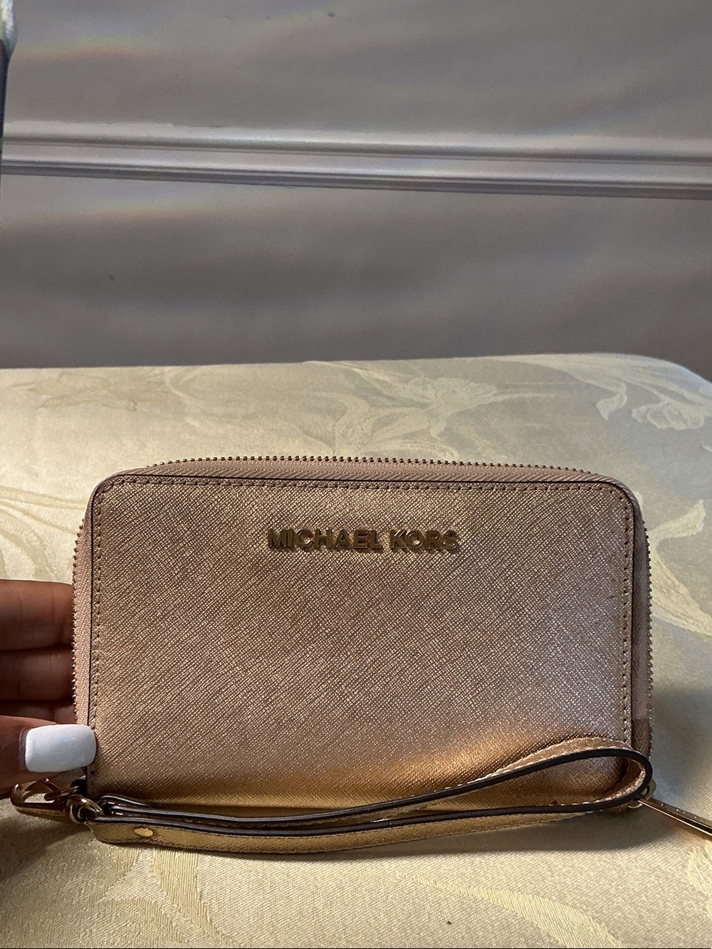 Michael Kors Metallic Rose Gold Saffiano Zip Wallet Wristlet